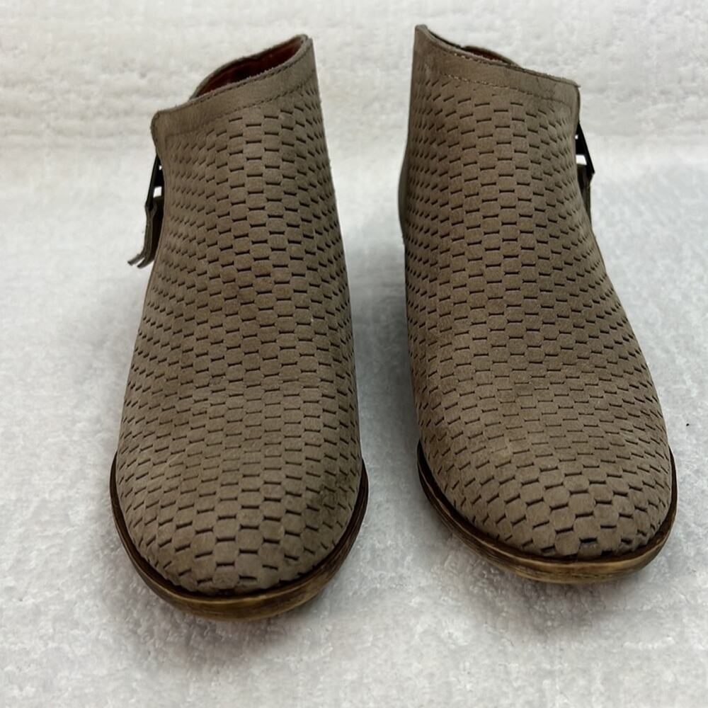 Lucky Brand Brielley taupe textured suede and leather ankle boots zipper 7 M - Picture 3 of 10